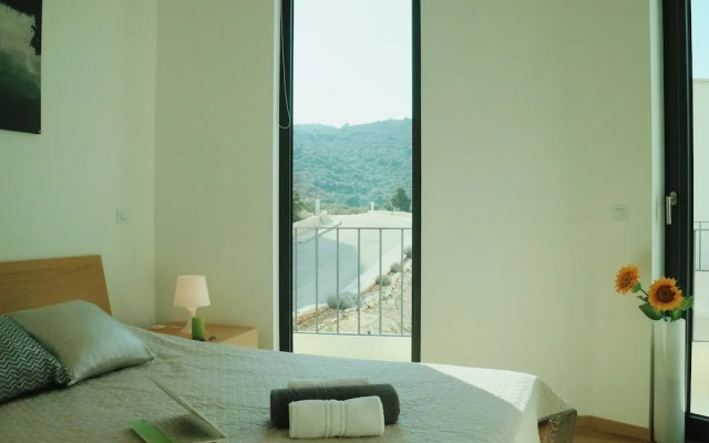 White Cloud Apartments