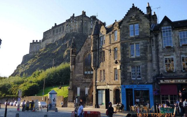 Grassmarket, Below Edinburgh Castle in Old Town