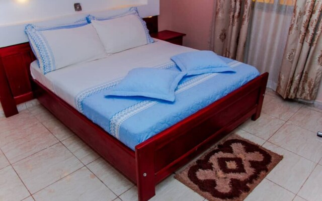 D'lykerz Hotel