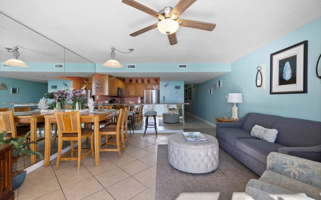 Pelican Beach 0904 1 Bedroom Condo by Pelican Beach Management