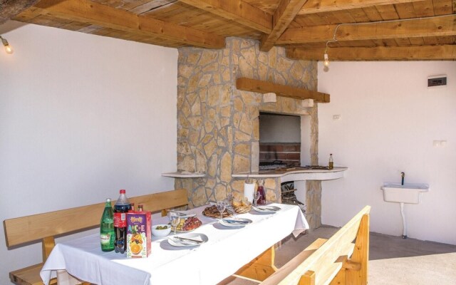 Stunning Home in Blizna Donja With Wifi and 4 Bedrooms