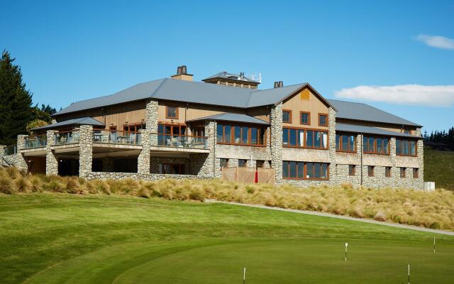 Fable Terrace Downs Resort by Mgallery