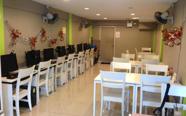 Ipremium Sukhumvit 81 Hotel