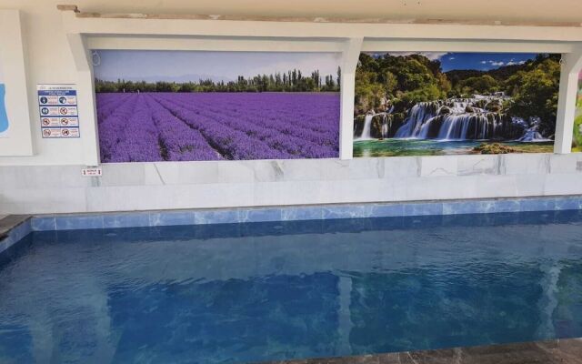 La Vie En Rose Otel by Söğütdağı