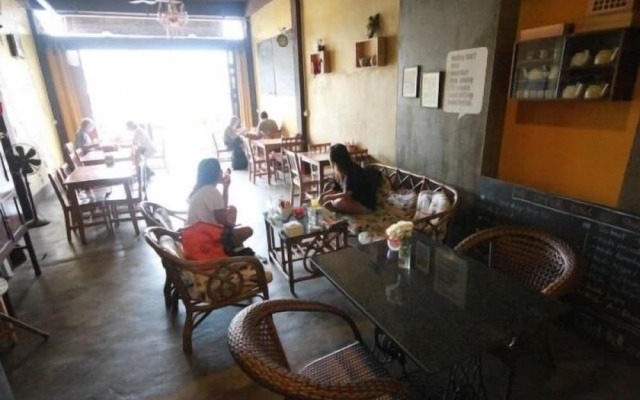 Sri Trang Hotel