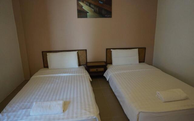 Wongsaisiri Srichiangkhan Hotel