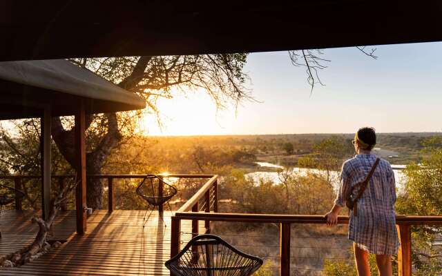 Simbavati Hilltop Lodge