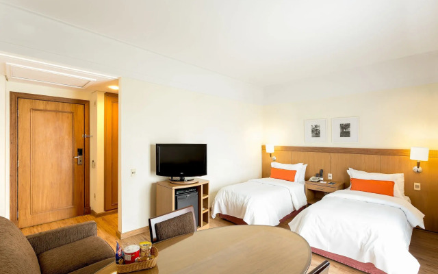 Hotel Cassino Tower Campinas Cambui By Nacional Inn