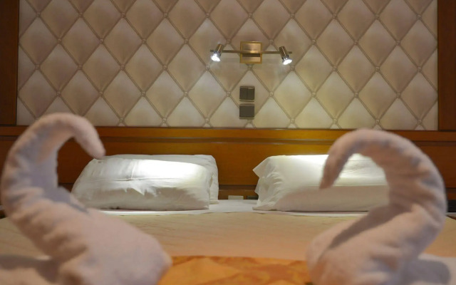 Angelina Hotel & Apartments