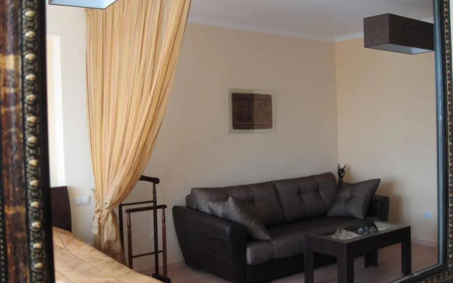Vip House Hotel