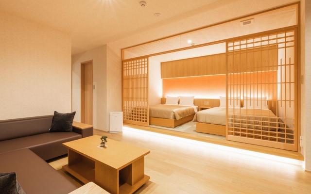 Grand Base Hakata Gofuku