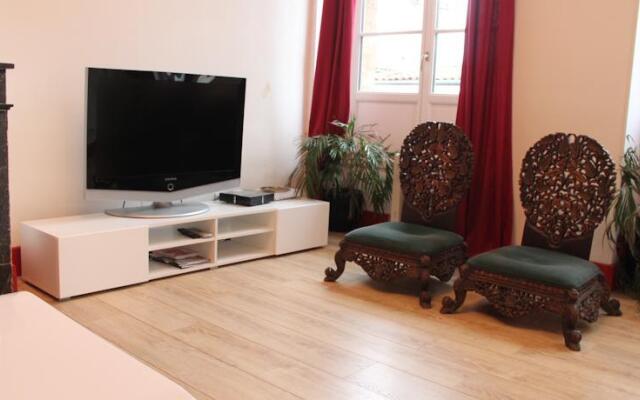 Appartement Vue sur Place de la Bourse