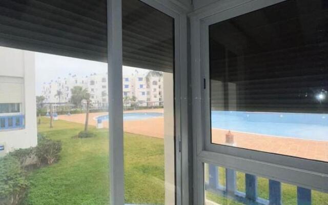 Un bel appartement à Sania Plage