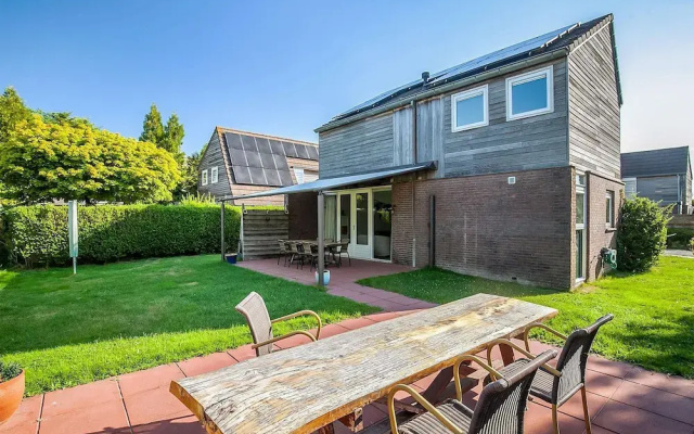 Holiday Home in Grou With Whirlpool & Terrace