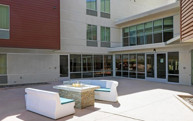 SpringHill Suites by Marriott Palm Desert