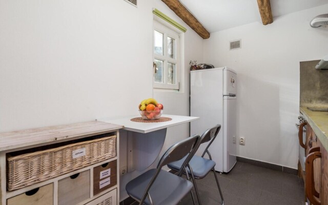 Nice Home in Sveti Jakov With Wifi and 2 Bedrooms