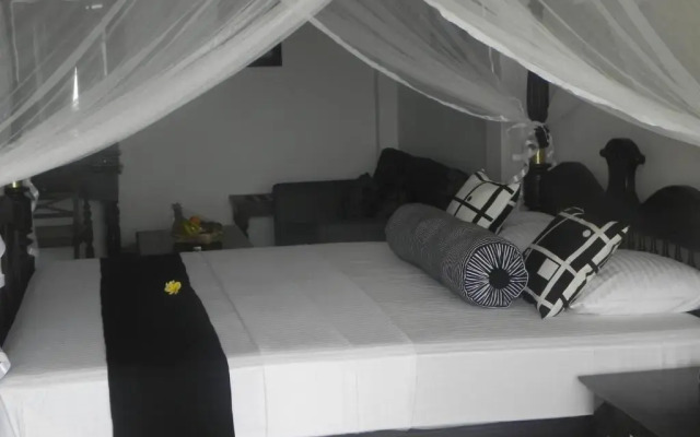 Blanca House • Unawatuna Beach Villas