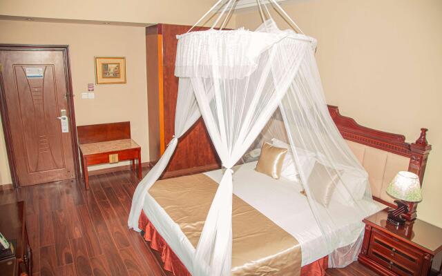 Best Western Plus Paramount Hotel