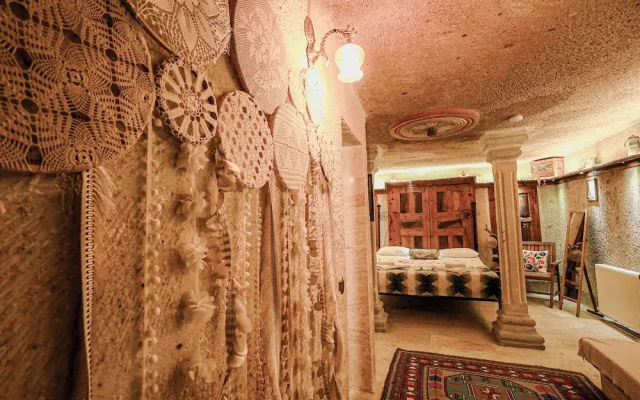 Casia Cave Suites