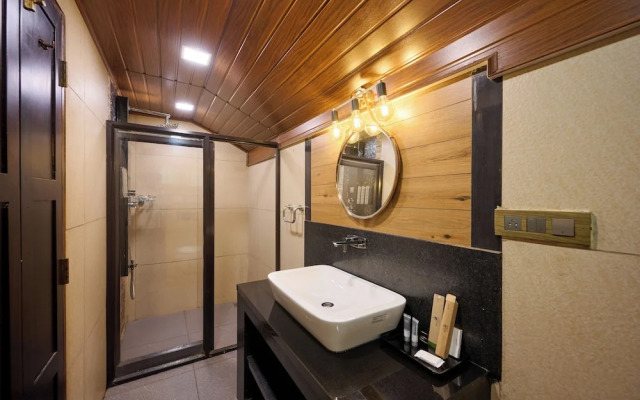 Maliekal Heritance Cherai.