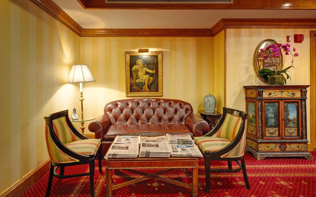 Hotel Elysee by Library Hotel Collection