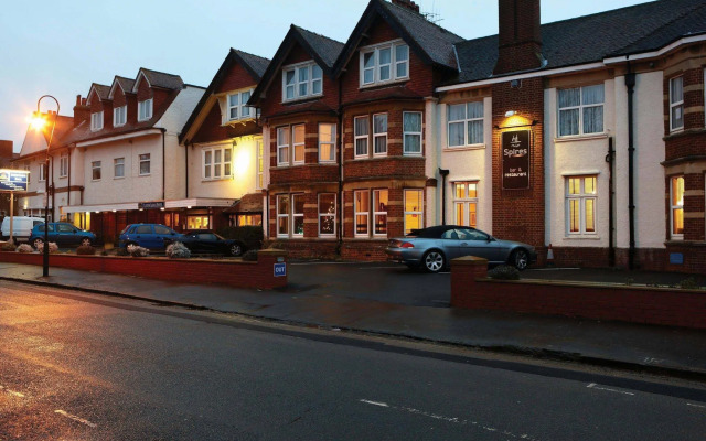 Linton Lodge Hotel, BW Signature Collection