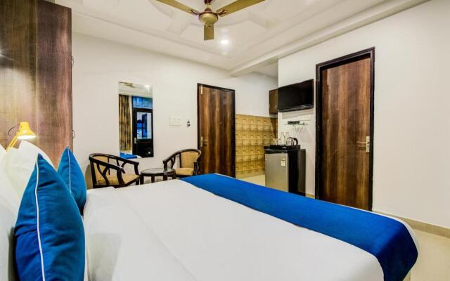Hira Palace