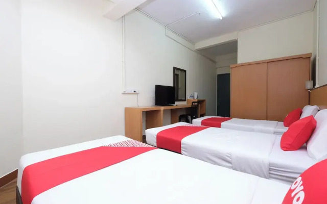 OYO 1105 Hotel 75