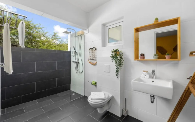 NEW 1BR Apartment Private Pool