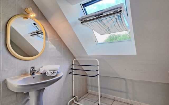 Les Chi?nes Verts (LTB310)