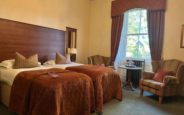 Macdonald Norwood Hall Hotel