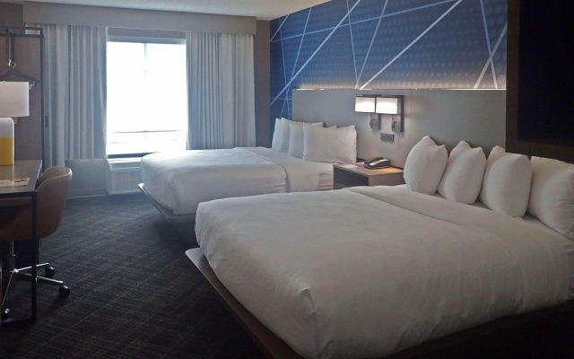 Comfort Inn & Suites Hampton near Coliseum