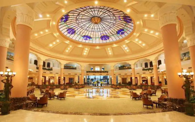 Tropicana Grand Azure