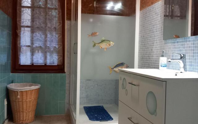 Beautiful Holiday Home in La Chapelle-aux-bois With Garden