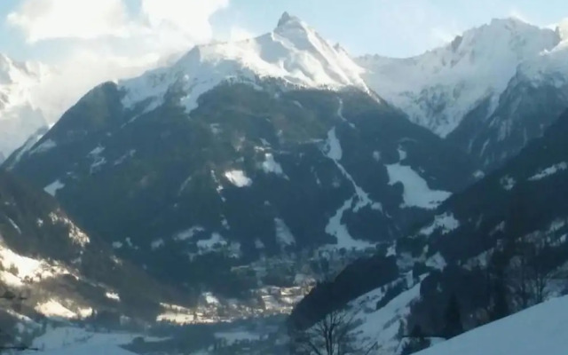 Mountain-view Chalet in Wagrain