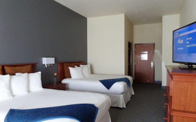 Wood River Inn & Suites
