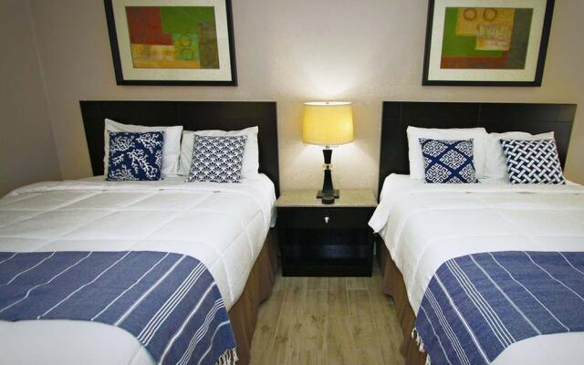 Banyan Hotel & MicroSuites