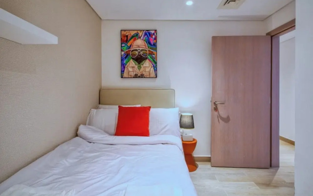 Luxe Ventures Waters Edge Haven