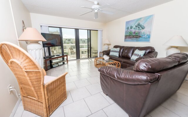 Sandcastles by Happy Palm Stays