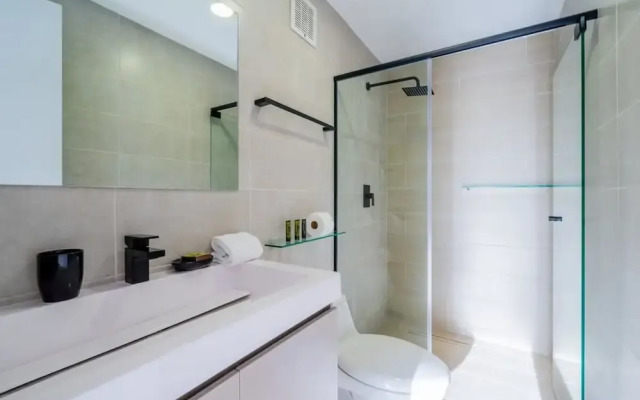 w Lovely 1BR in San Francisco