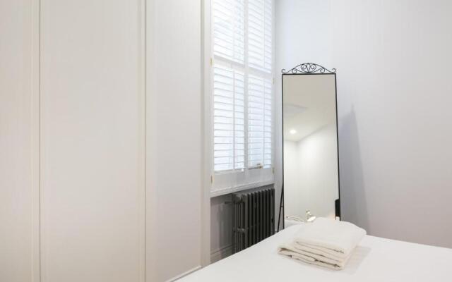 Urban Chic - Shaftesbury