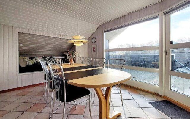 6 Person Holiday Home in Hemmet