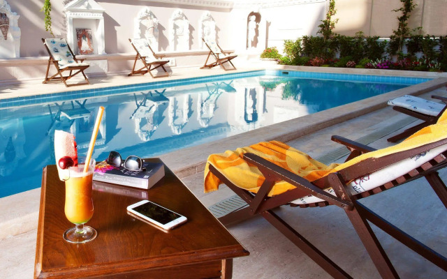 Triana Hotel