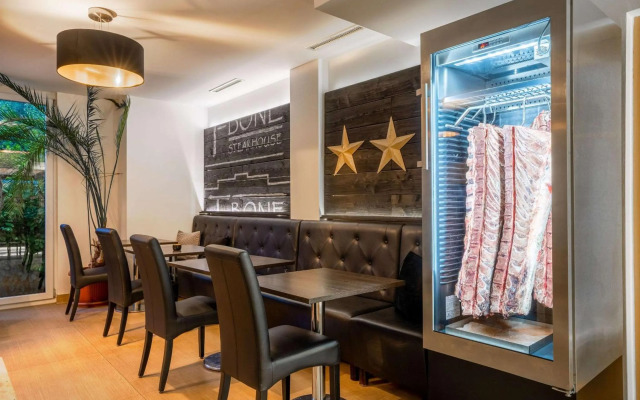 Meat & Stay Hotel