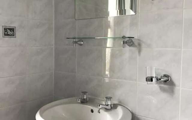 Dunvegan House Guest House