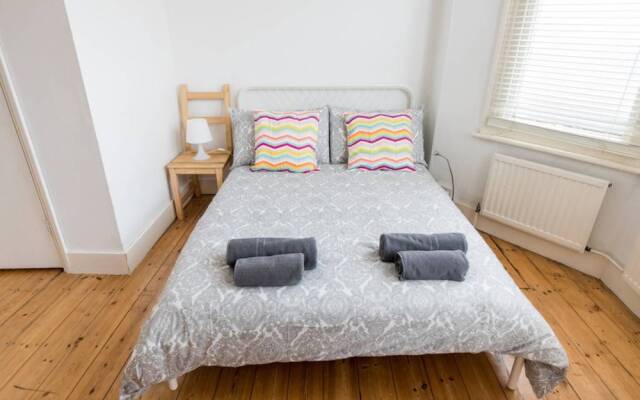 Spacious 2 Bedroom Flat in the Heart of Clapton