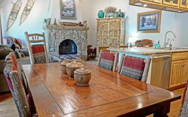 Davos Trail 2586 East - 5 Br Home