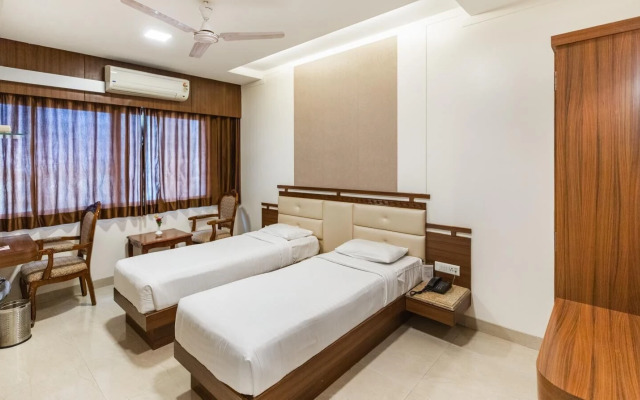 Hotel Seven Heaven