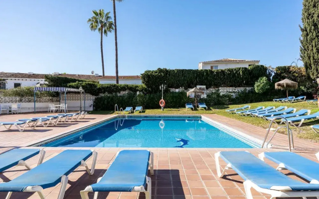 Blue Pearl Apartment Old Town Fuengirola Ref 24 by Costarentals - Ref 24