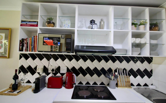 Tamboerskloof 2 bed apartment